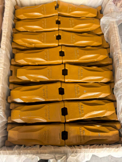 713Y00032RC 713Y00032HDバケット歯ロックチゼルドゥーサンS360-5