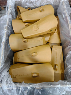 コマツ K-Max XS145SD バケットツース