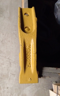 JCBローダーバケット中歯862740M1