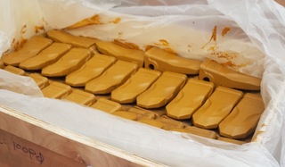 ヒュンダイ R200、R210、R220、R225 ティース ロック デューティ 61Q6-31310RC