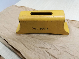 257-1843 CAT 320mmコンパクターホイールチップベース825 825G II 825H 825G 825K