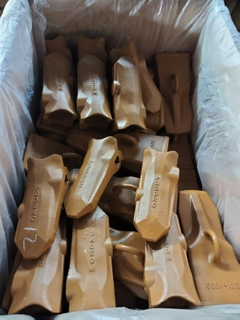 コマツ PC290 PC390 Kprime P030 バケット歯 P030RC