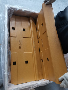 217-4727 CAT 980H 982M 用の半矢印エッジ保護