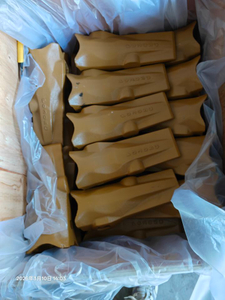 P050SC コマツ Kprime PC450 PC500 バケットトゥース 標準チゼル K50SYL