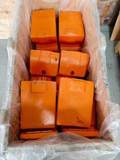 コンビ ヒール シュラウド 700652 ミンギング摩耗部品